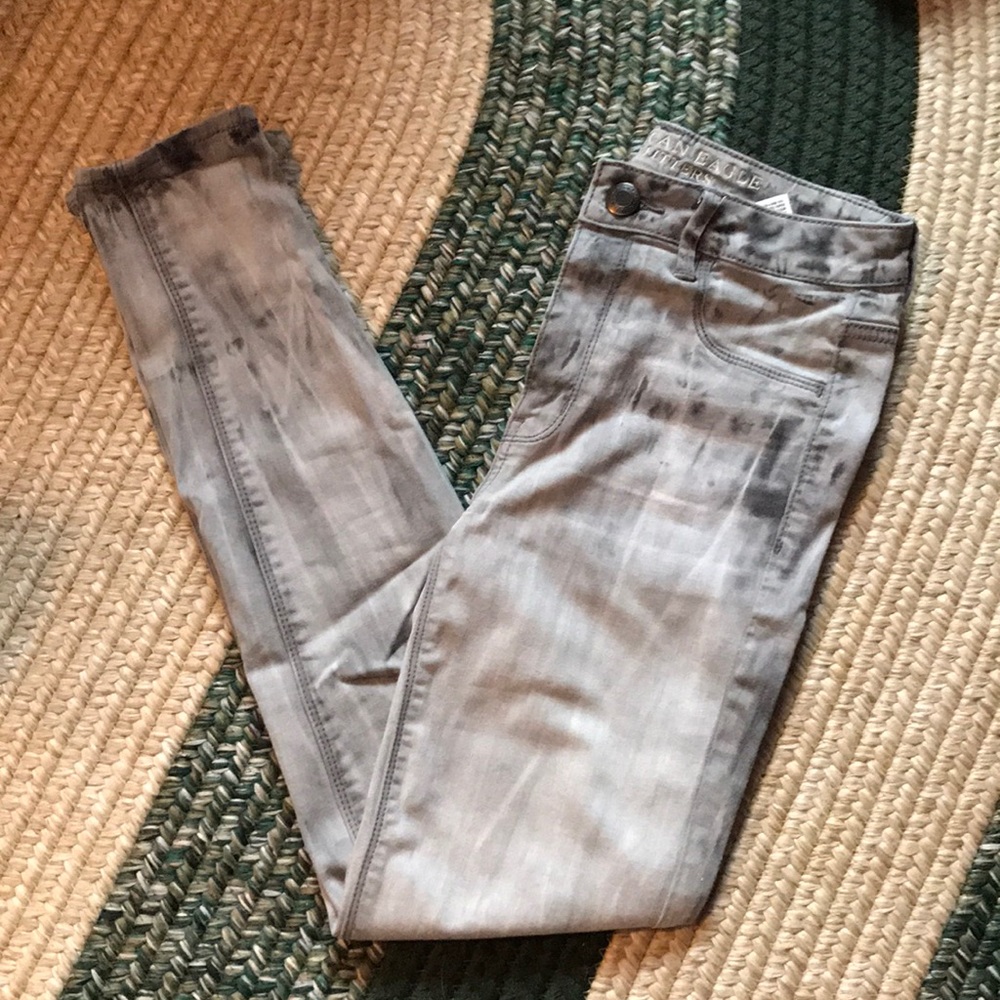 Grey acid washed jegging